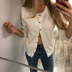 Cardigan white with golden buttons